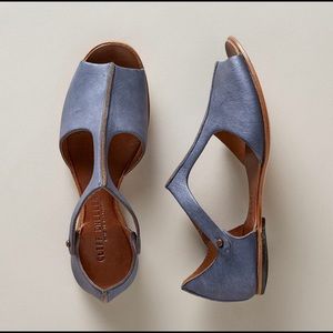 Cydwok Cliff Dweller Metallic Leather Sandal EUC